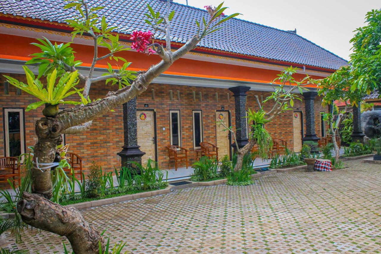 Hotel Niki Jembrana Exterior foto